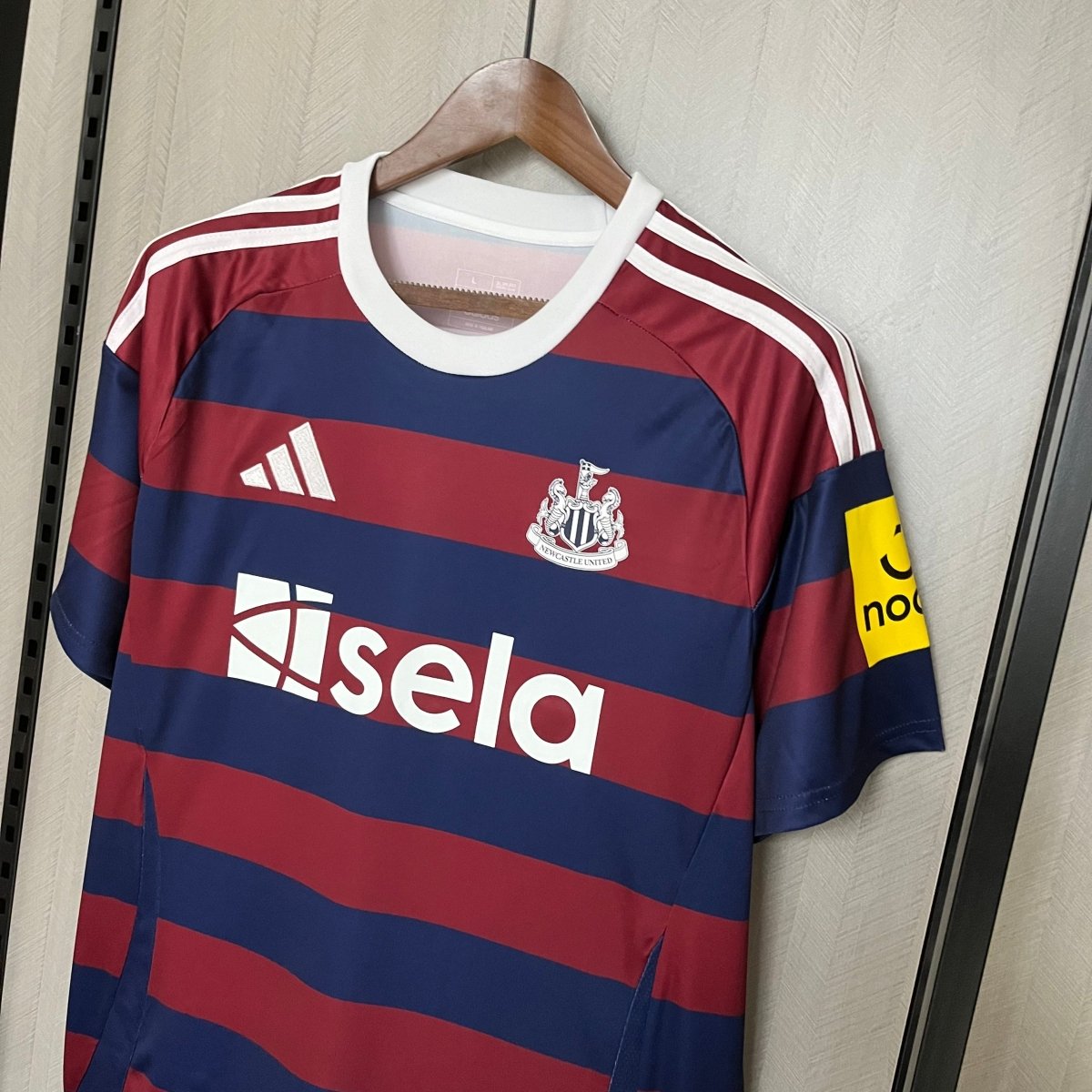 Camisa Newcastle United 24/25 Azul e Vermelha