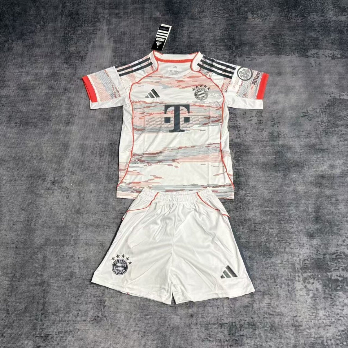 Conjunto Infantil Bayern de Munique 2025/26