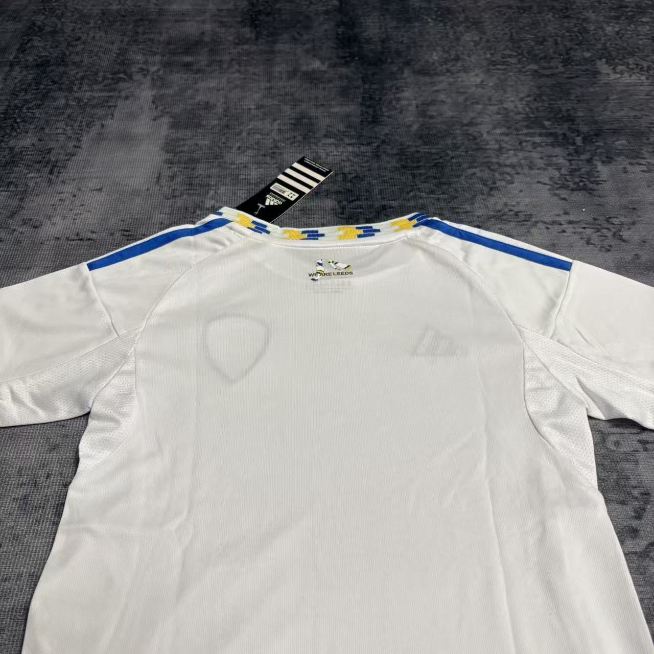 Conjunto Infantil Leeds United 2025/26