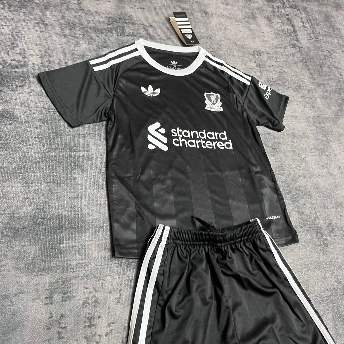 Conjunto Infantil Liverpool 2025/26