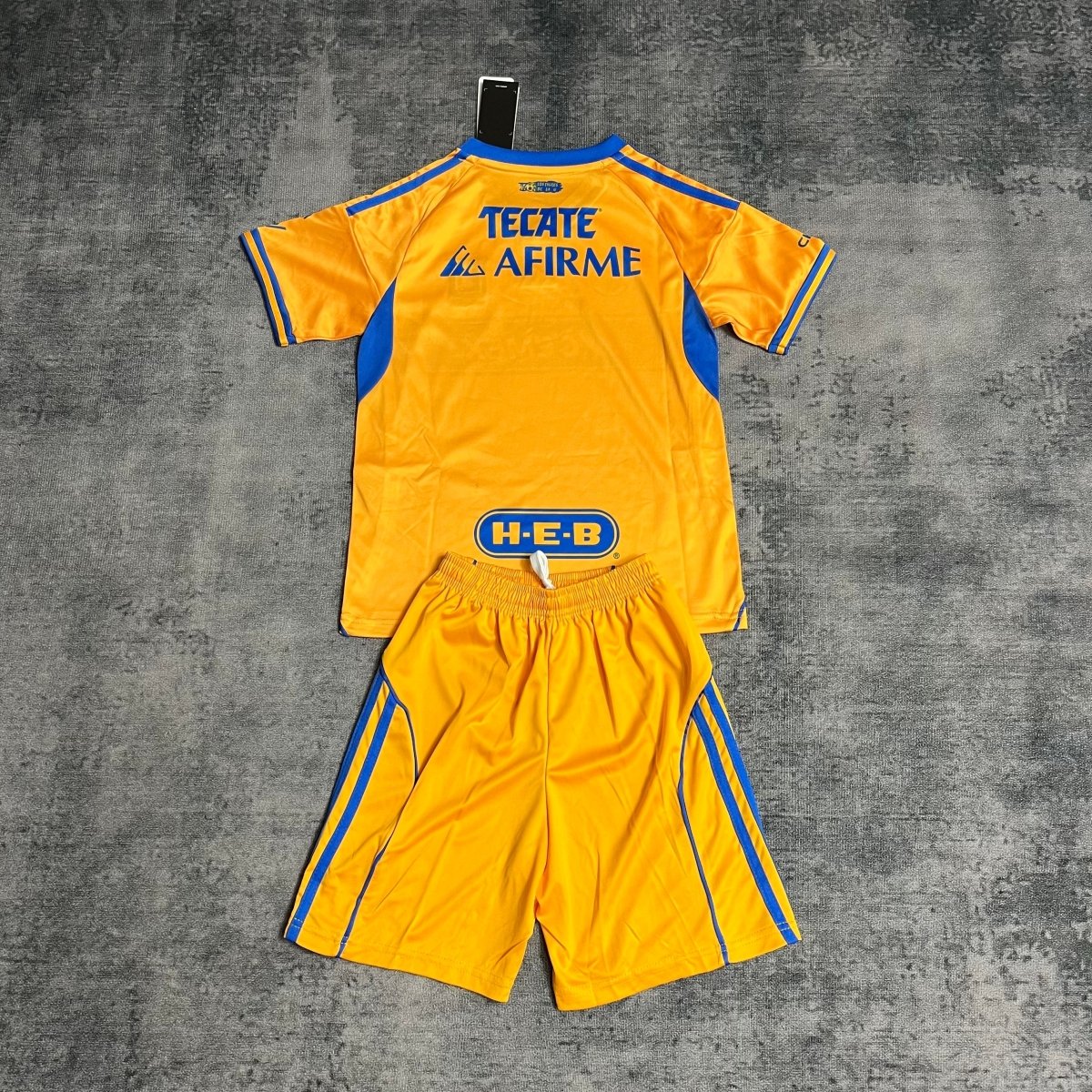Conjunto Infantil Tigres 2025/26