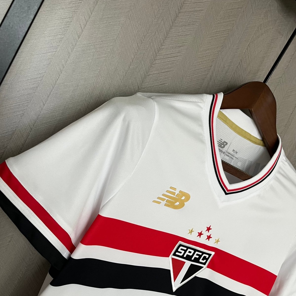 Camisa Feminina New Balance São Paulo 2025/26 I - DA Sports Oficial