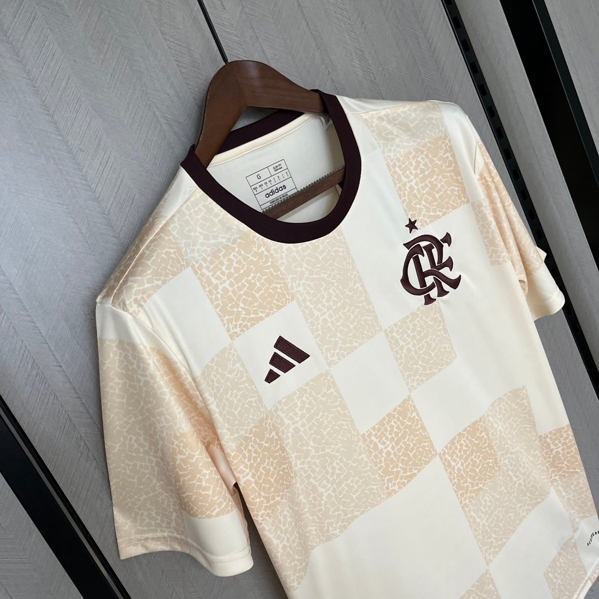 Camisa Flamengo 24/25 Adidas Pre Jogo Masculina - Bege - DA Sports Oficial