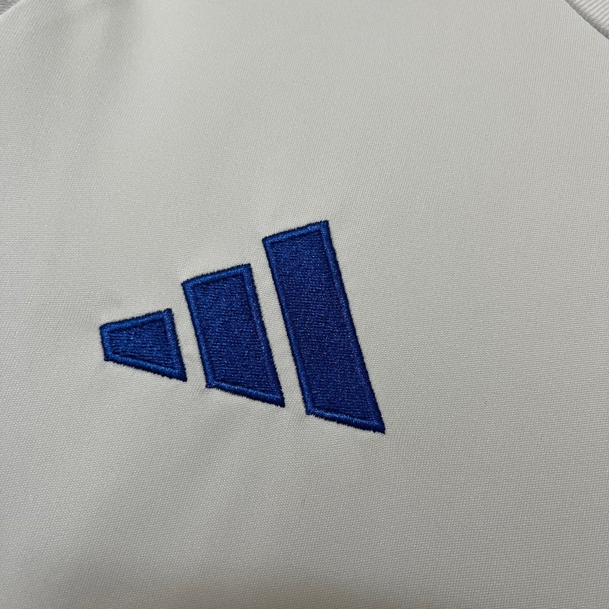 Camisa Leeds United I 24/25 - Branca - DA Sports Oficial