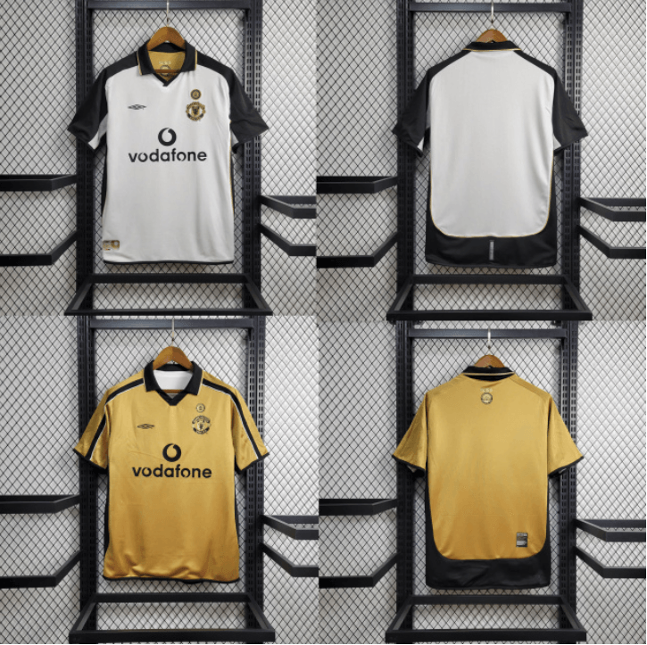 Camisa Manchester United Retro 2001/02 II Branca e Preta Umbro Dupla face - DA Sports Oficial