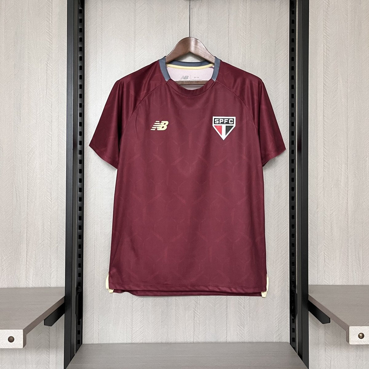 Camisa São Paulo Treino New Balance 2025 Vinho - DA Sports Oficial