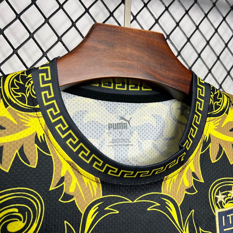 Camisa Seleção Itália x Versace - Puma - Preto e Dourado - DA Sports Oficial