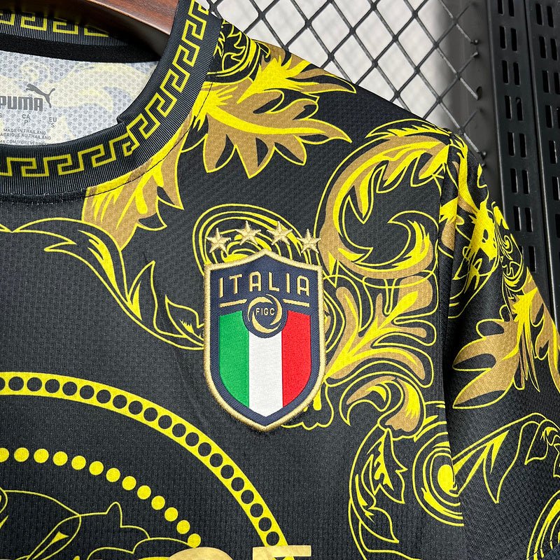 Camisa Seleção Itália x Versace - Puma - Preto e Dourado - DA Sports Oficial