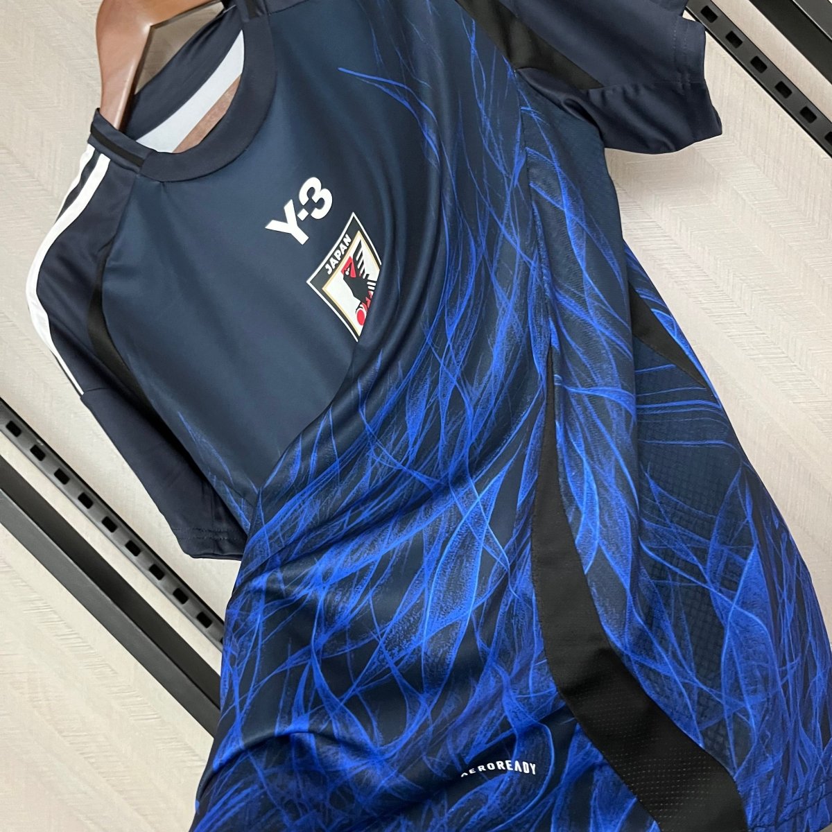 Camisa Seleção Japão I 24/25 - Torcedor Y - 3 Masculina - Azul - DA Sports Oficial