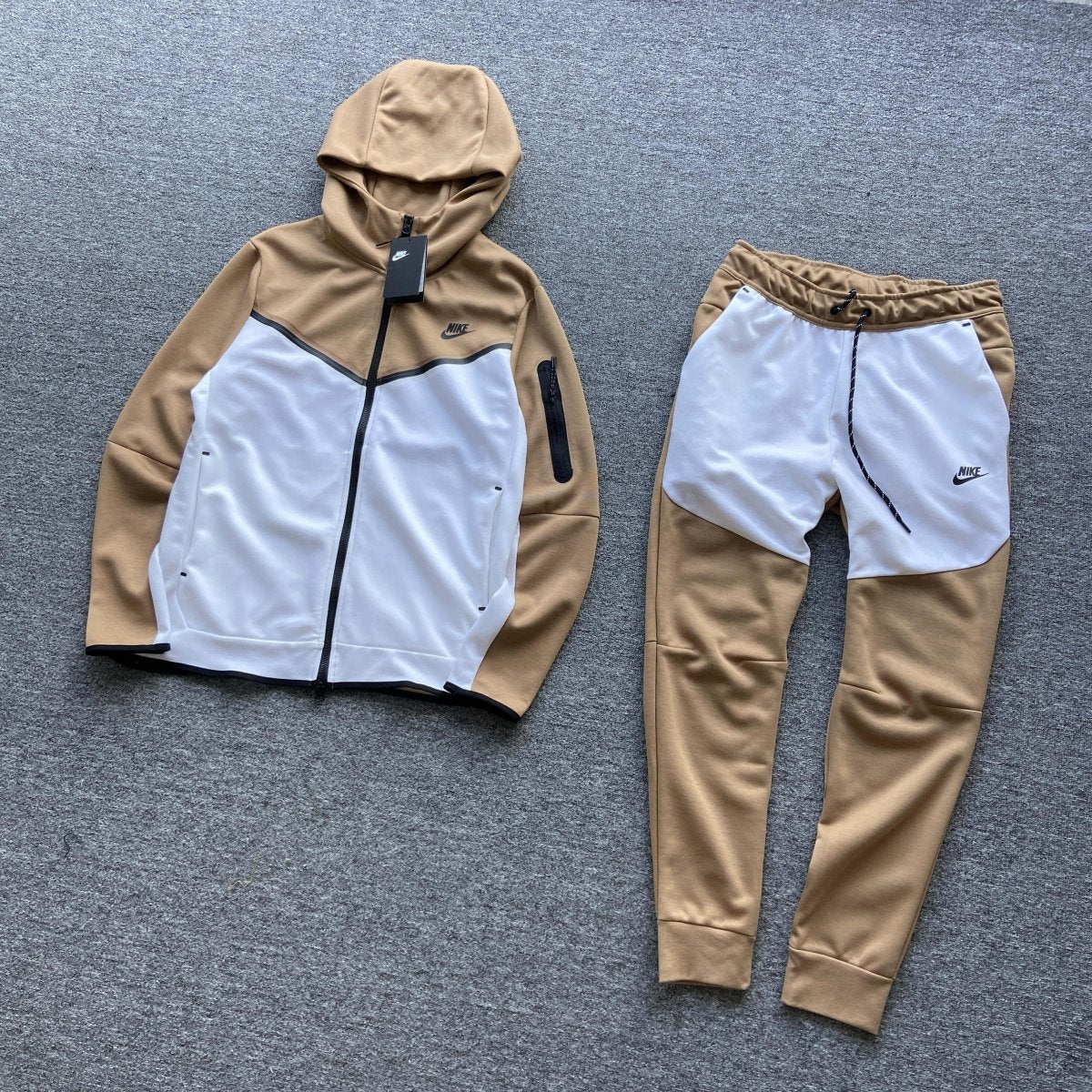 Conjunto Tech Fleece Nike - Bege/Branco - DA Sports Oficial