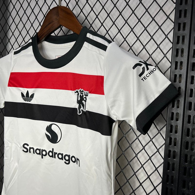 Kit Infantil Manchester United 24/25 - Branco e Vermelho - DA Sports Oficial