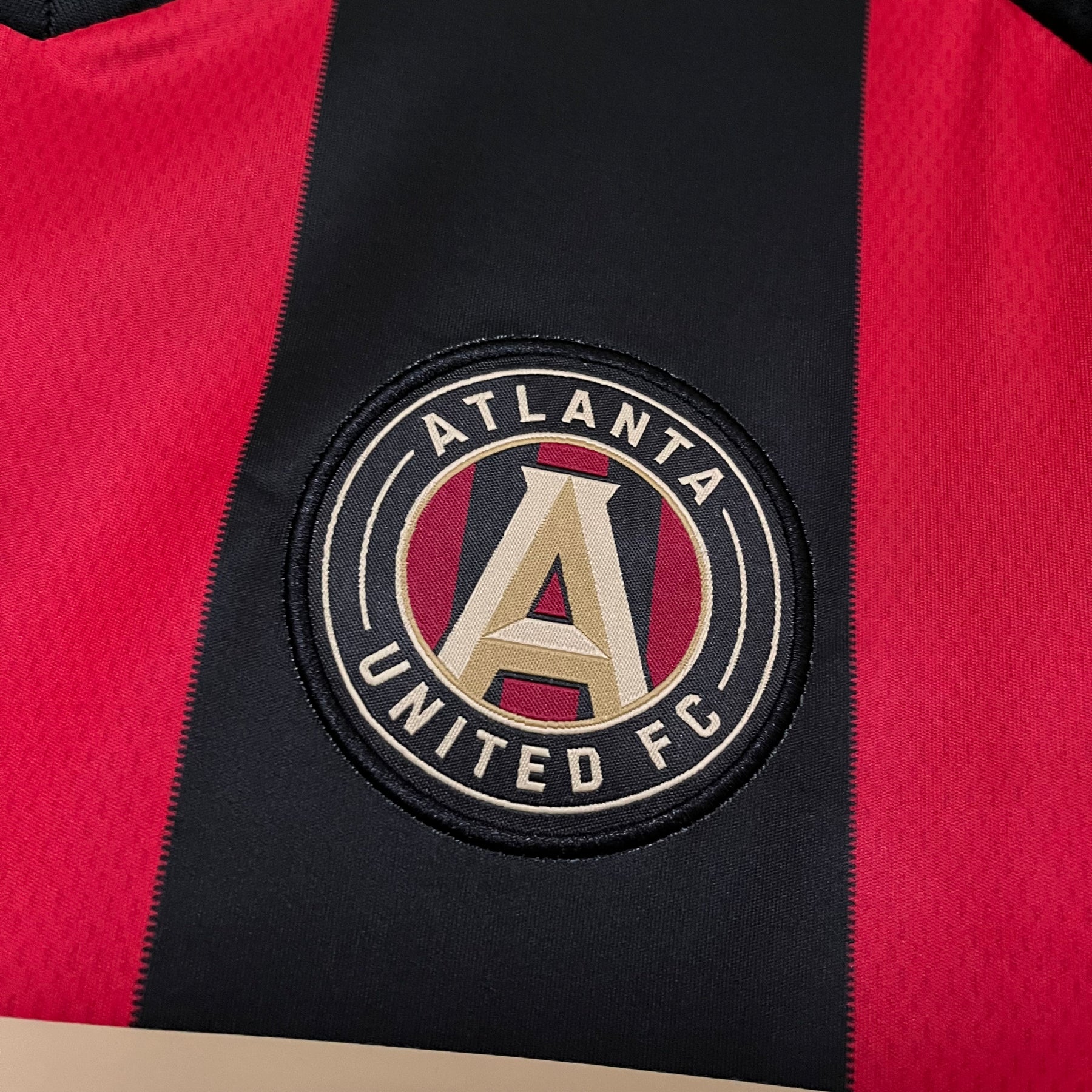 Camisa da Atlanta united  Home 2025 Preto e Vermelho