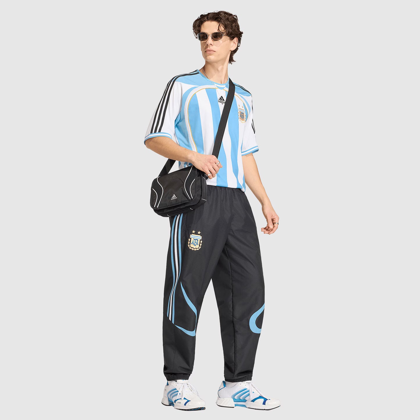 Camisa Seleção Argentina Retrô 2006 Azul e Branca- Adidas