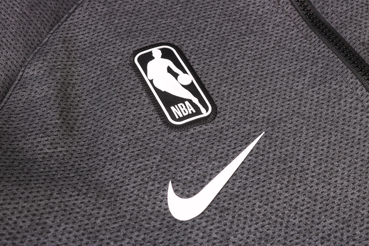 Conjunto Nike NBA Therma Flex Philadelphia 76ers Preto Treino