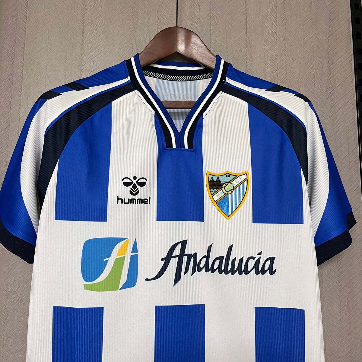 Camisa do Málaga I 2025  -Branca e azul