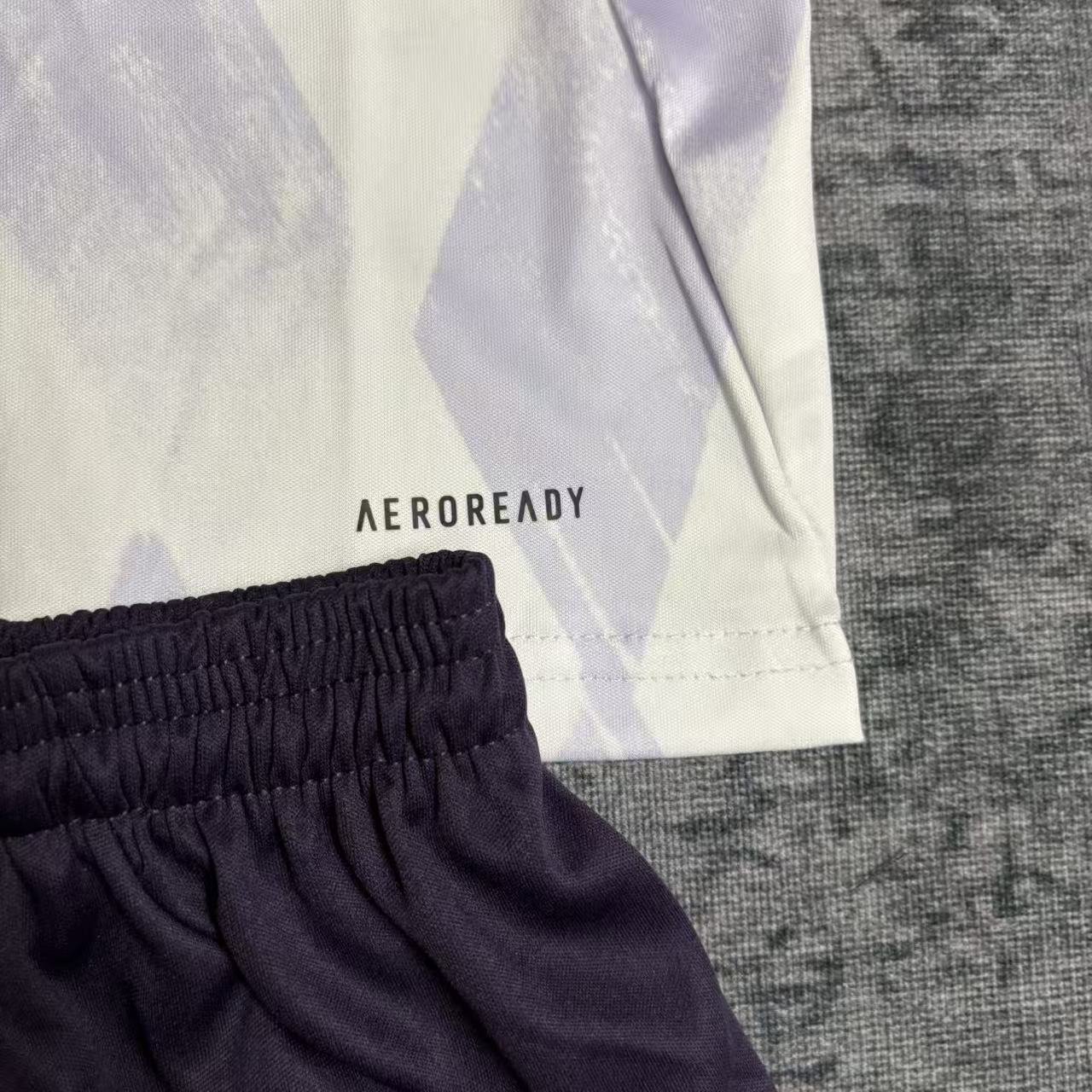 Conjunto Infantil Manchester United 2025/26