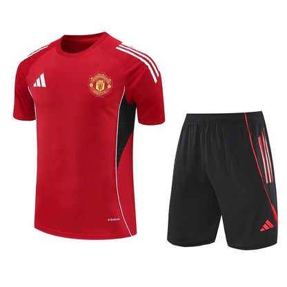 Kit de Treino adulto Manchester United 2025/26 Short e Camisa