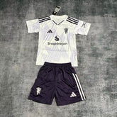 Conjunto Infantil Manchester United 2025/26