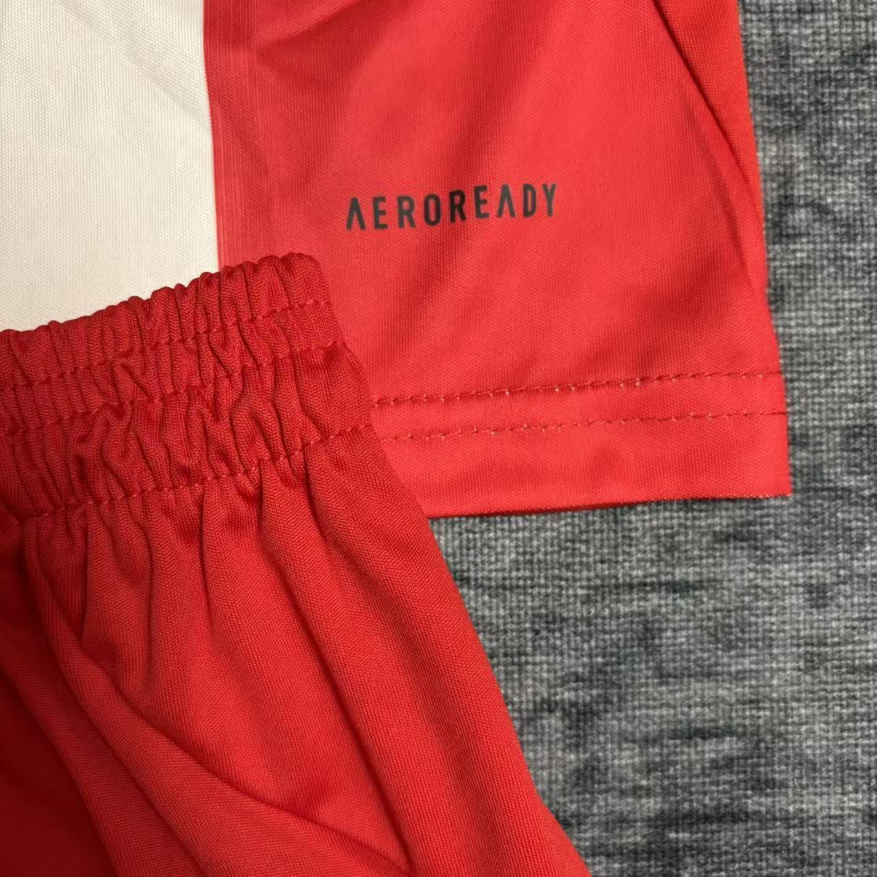 Conjunto Infantil Bayern de Munique 2025/26