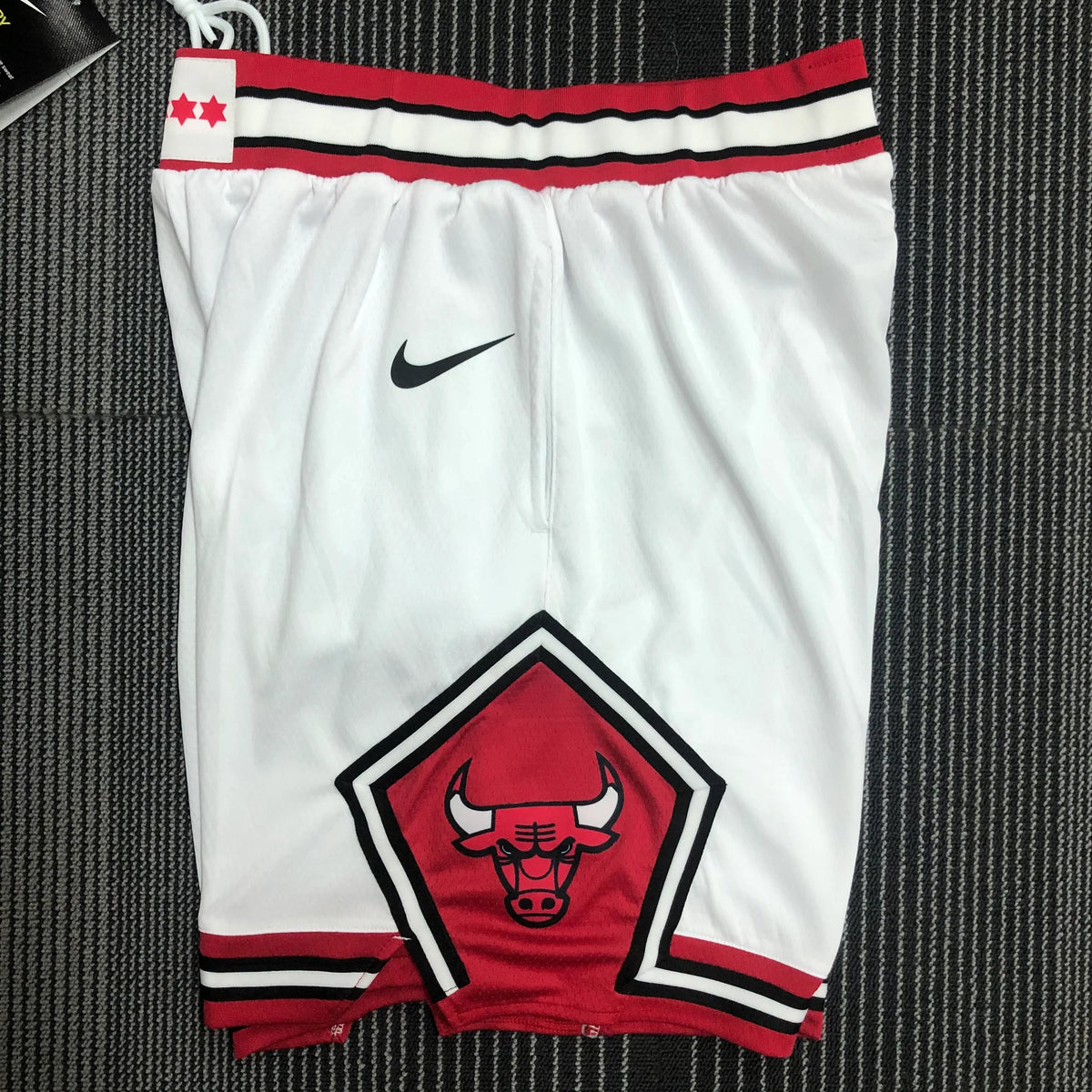 Short Chicago Bulls Association Edition