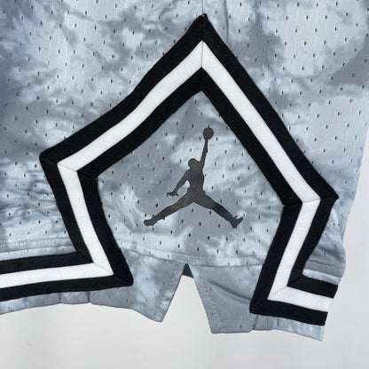 Short Jordan Dri-FIT Diamond Cinza