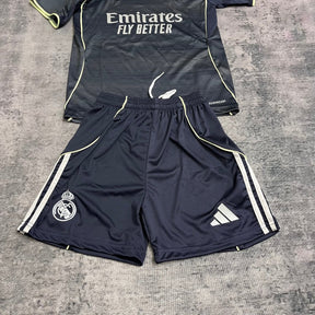 Conjunto Infantil Real Madrid 2025/26