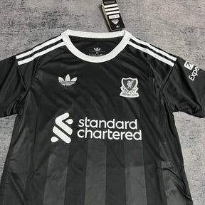 Conjunto Infantil Liverpool 2025/26