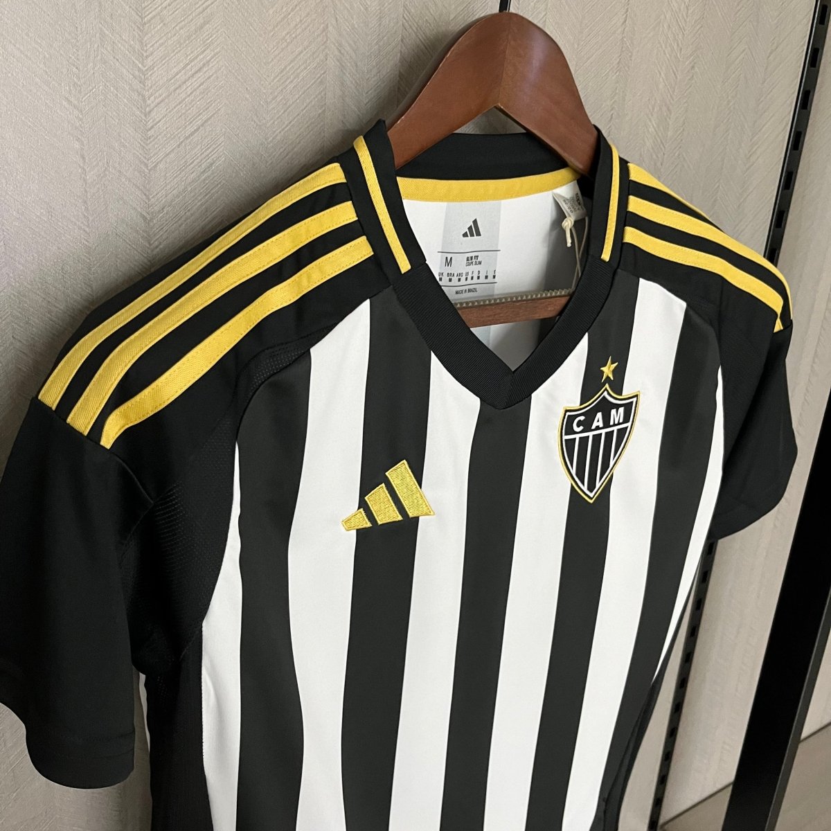Camisa 1 Atlético MG 25/26 Preta e branca - (Feminina) - DA Sports Oficial