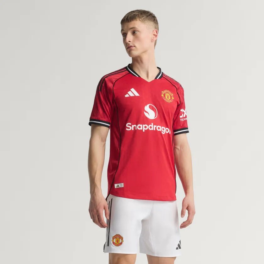 Camisa adidas Manchester United 2025/26 I Jogador - DA Sports Oficial