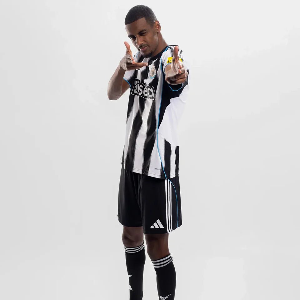 Camisa adidas Newcastle 2025/26 I Torcedor - DA Sports Oficial
