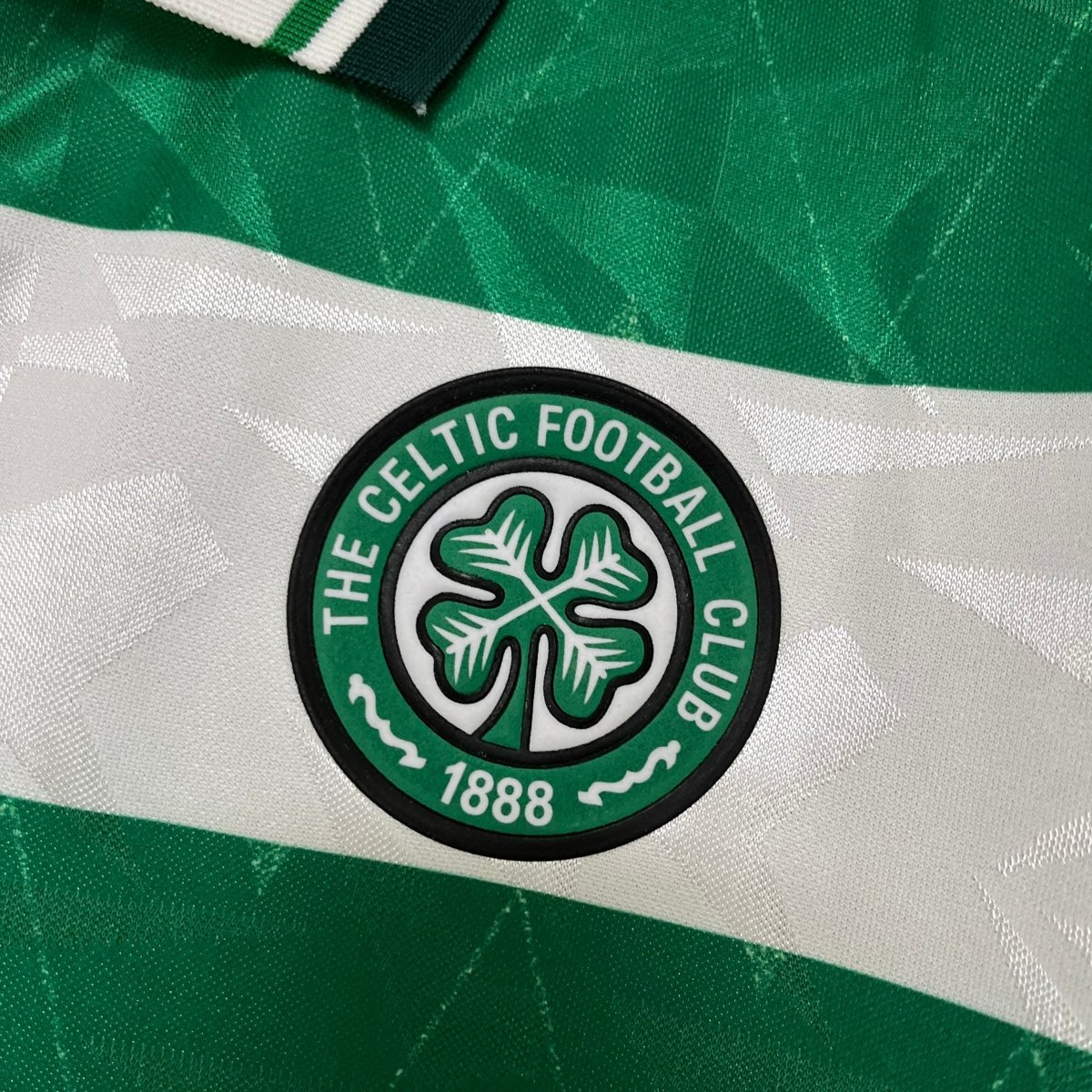 Camisa Celtic Retrô 1987/1989 Verde e Branca - Umbro - DA Sports Oficial