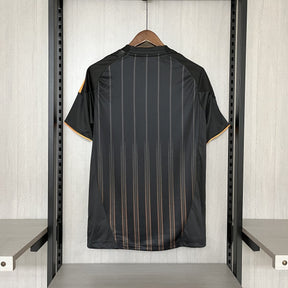 Camisa Chelsea Retrô 2010/11 Preta e dourada - Adidas - DA Sports Oficial