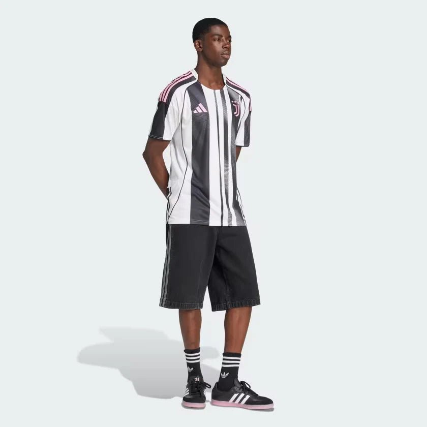 Camisa da Juventus Home 2025 - Preta e Branca - DA Sports Oficial