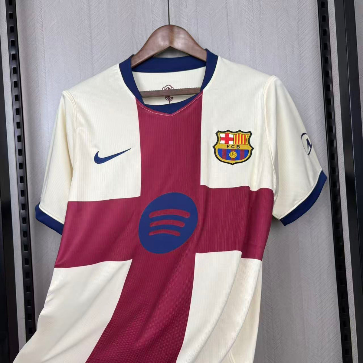 Camisa do Barcelona Fourth 2026/27 Torcedor