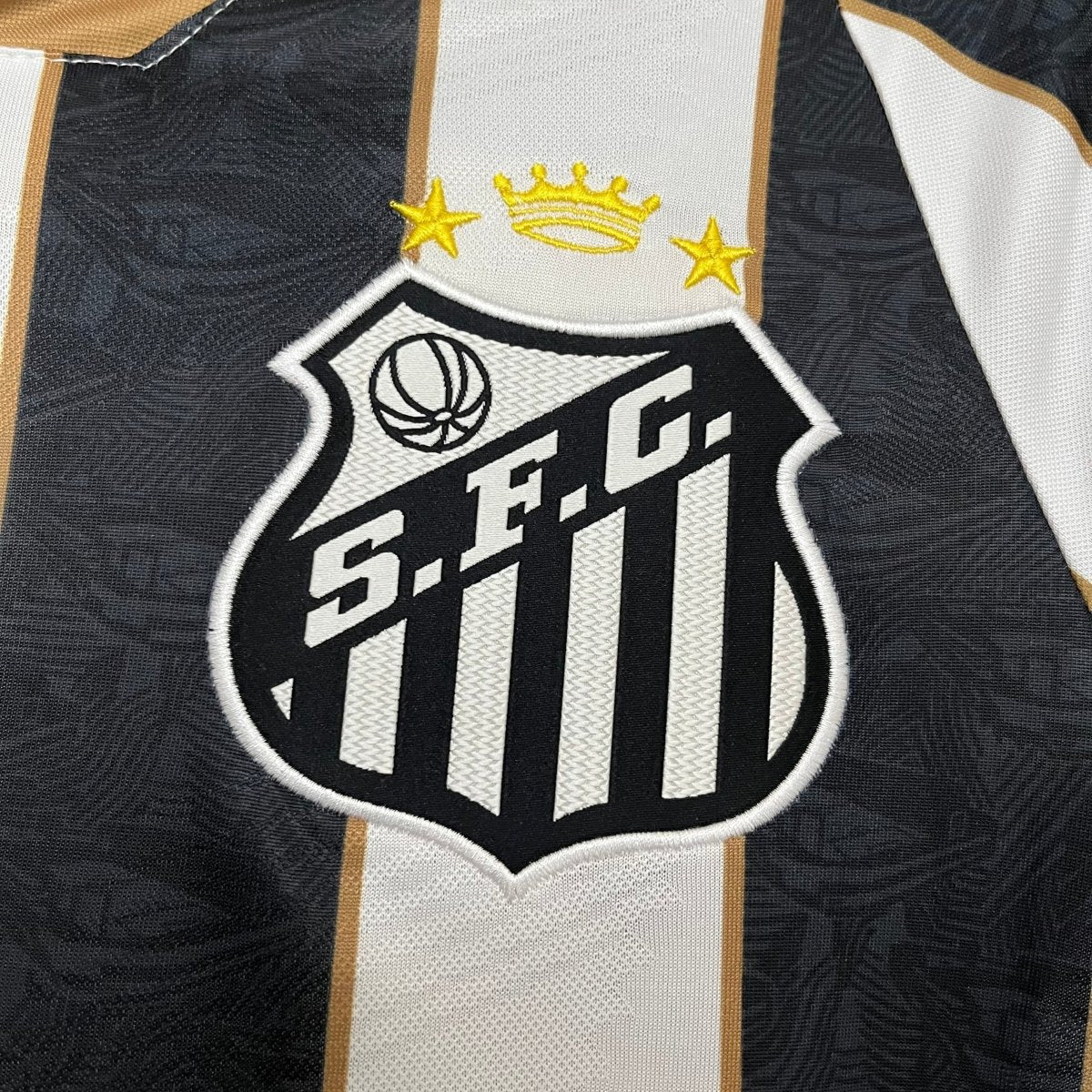 Camisa do Santos 24/25 Preta e Branca (Neymar JR 10 Incluso) - DA Sports Oficial