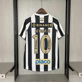 Camisa do Santos I 24/25 preta e branca - Com patrocinios (Neymar JR 10 Incluso) - DA Sports Oficial