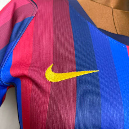 Camisa Feminina do Barcelona Home 2026/27 Torcedor