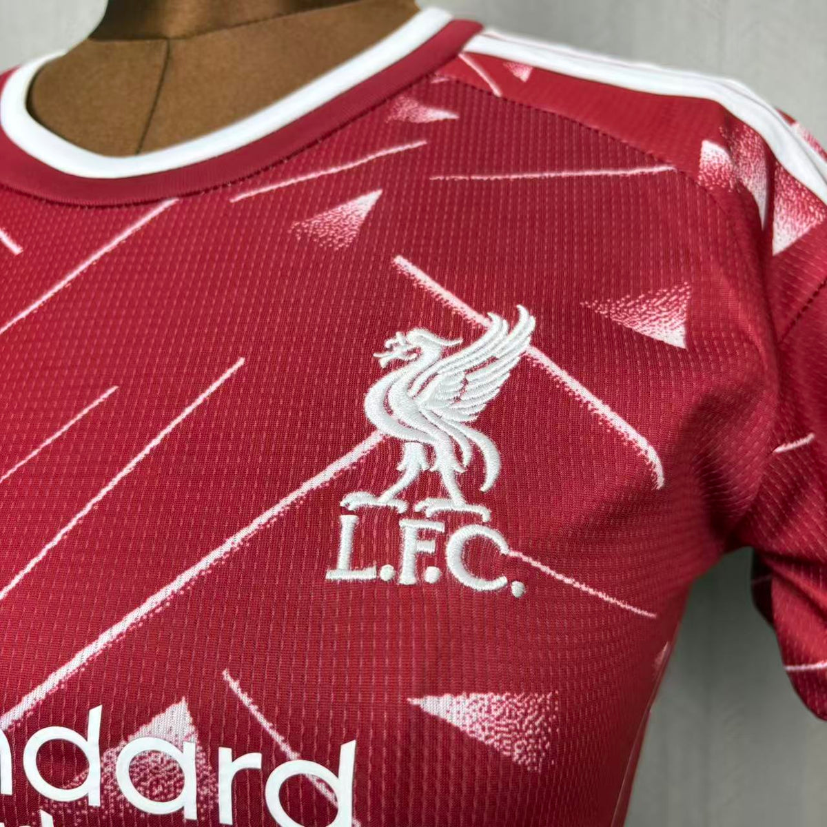 Camisa Feminina do Liverpool Home 2026/27 Torcedor