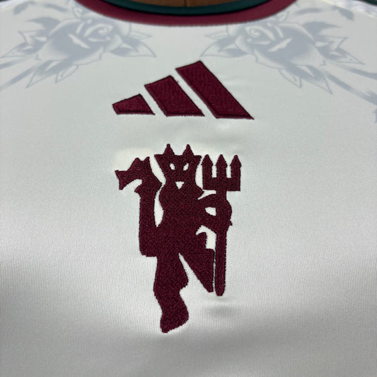 Camisa Feminina do Manchester United Third 2026/27 Torcedor