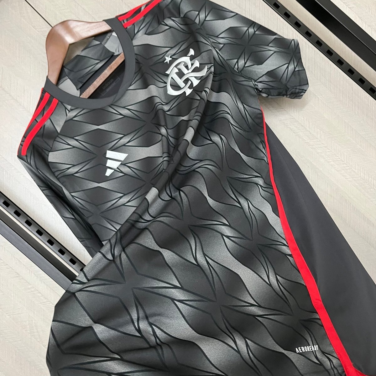 Camisa Flamengo III 24 Adidas - Cinza - (Feminina) - DA Sports Oficial