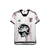 Camisa Japão Anime Attack on titan Levi 24/25 - Torcedor Masculina - Branco com detalhes em Preto - DA Sports Oficial