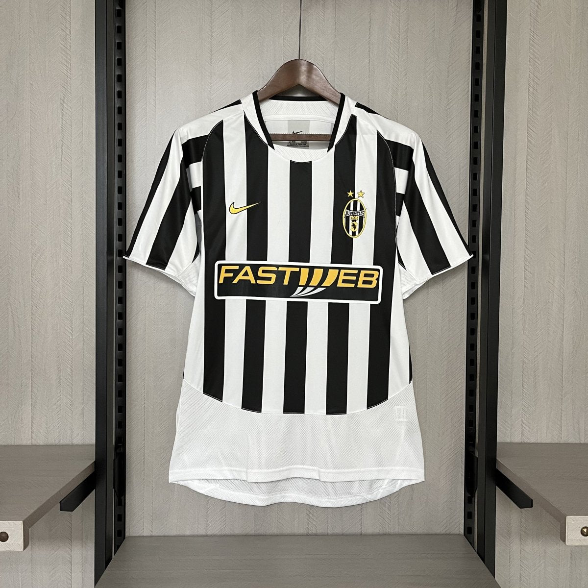 Camisa Juventus Retrô 2010 Preta e Branca - DA Sports Oficial