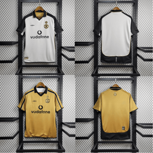 Camisa Manchester United Retro 2001/02 II Branca e Preta Umbro Dupla face - DA Sports Oficial