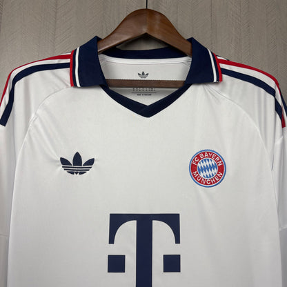 Camisa Manga Longa do Bayern de Munique Away 2026/27 Torcedor