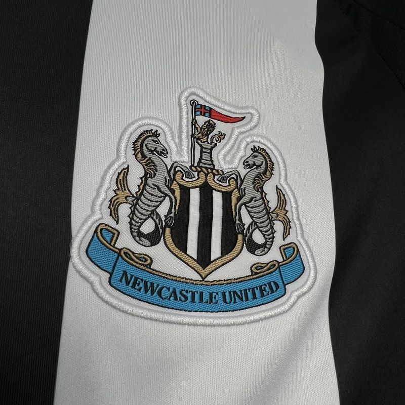 Camisa Newcastle United I 24/25 Branca e Preta - DA Sports Oficial