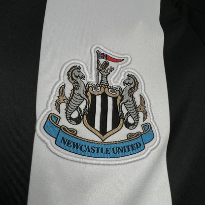 Camisa Newcastle United I 24/25 Branca e Preta - DA Sports Oficial