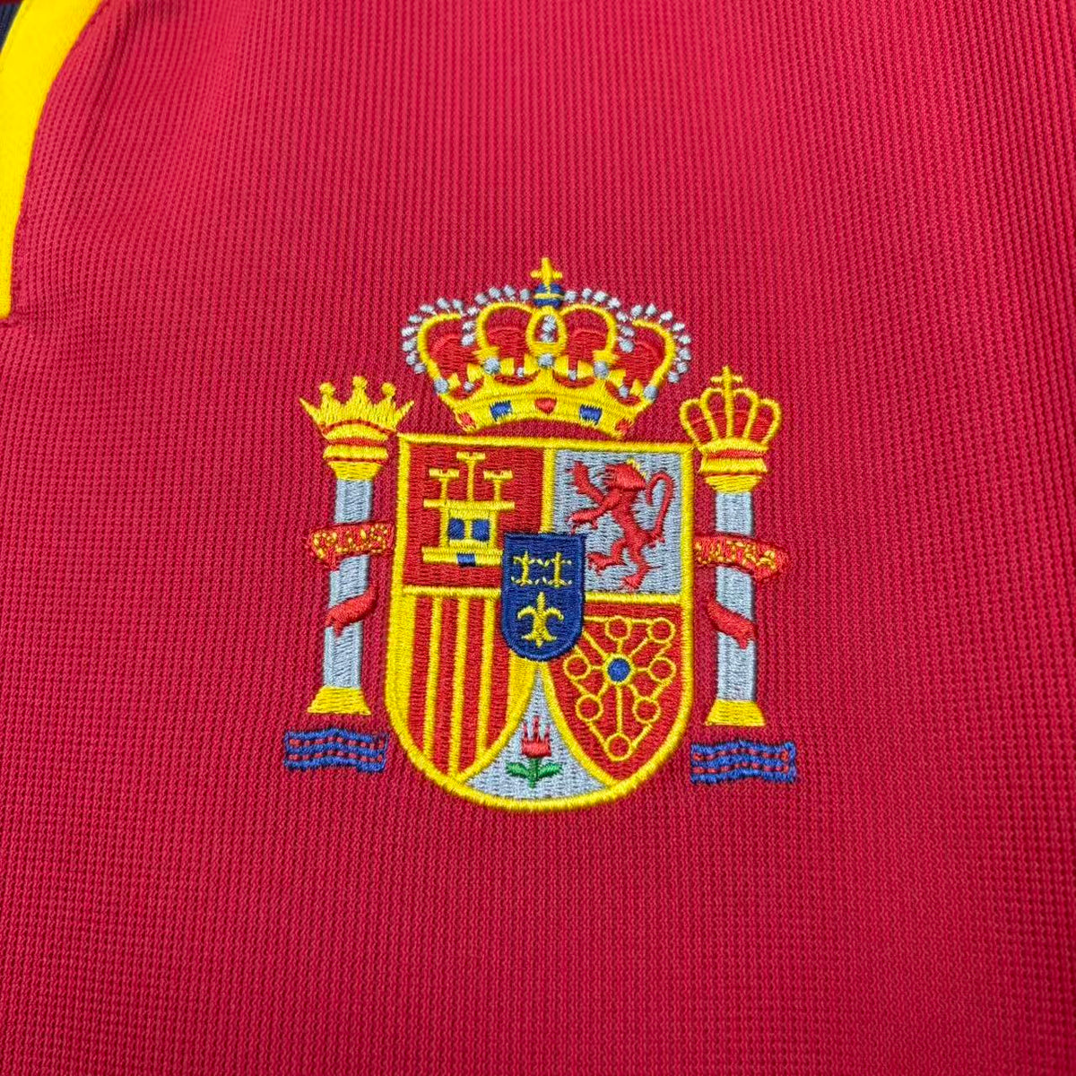 Camisa Retrô da Espanha Home 2000 Torcedor