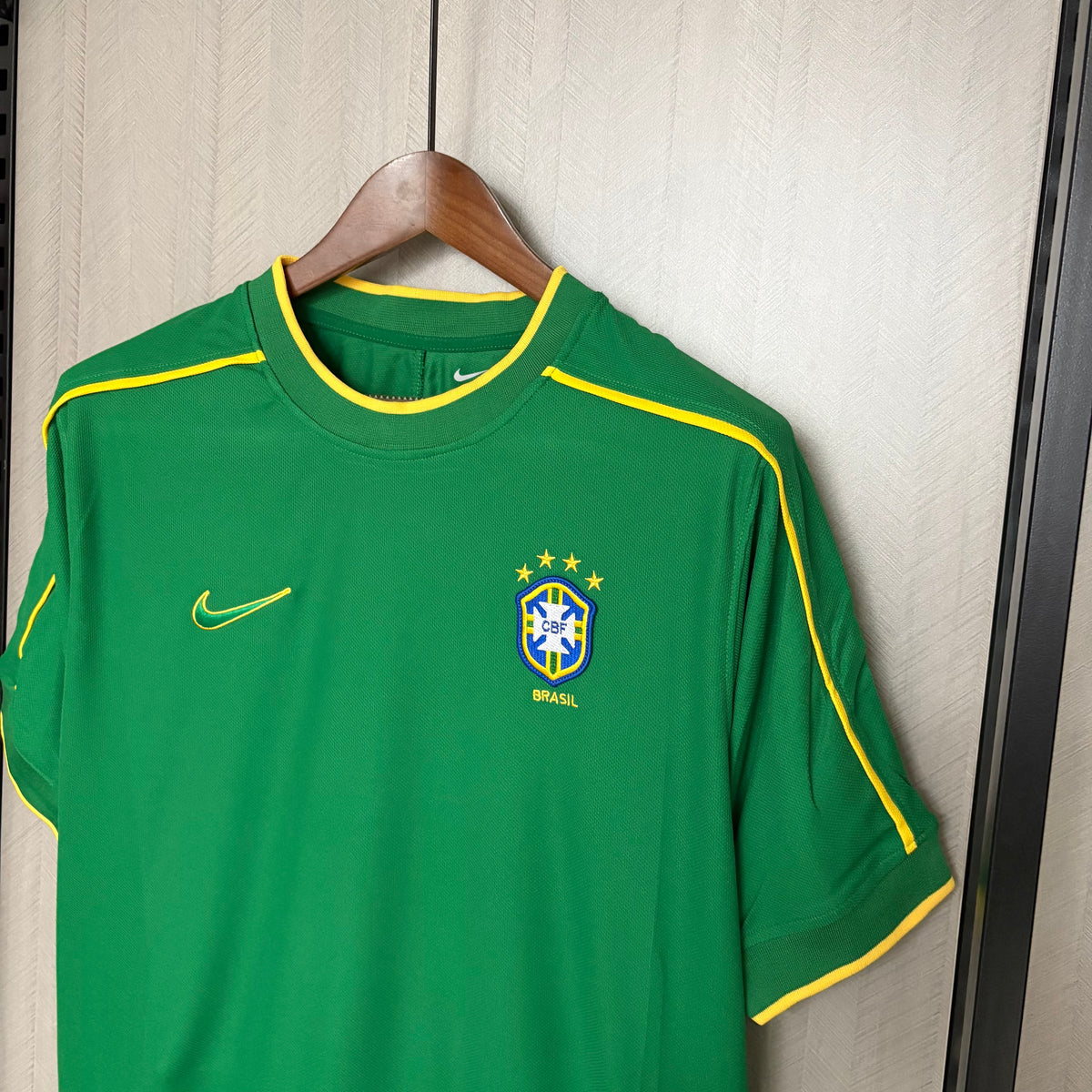 Camisa Retrô da Seleção Brasileira Goleiro 1998 Torcedor