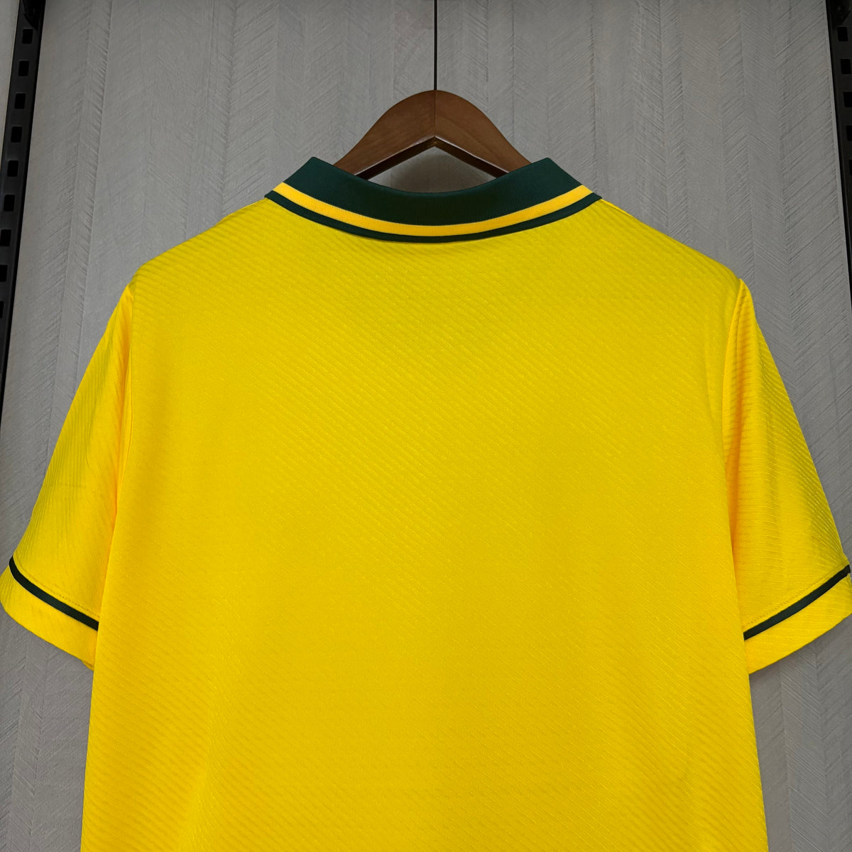 Camisa Retrô da Seleção Brasileira Home 1994 Torcedor