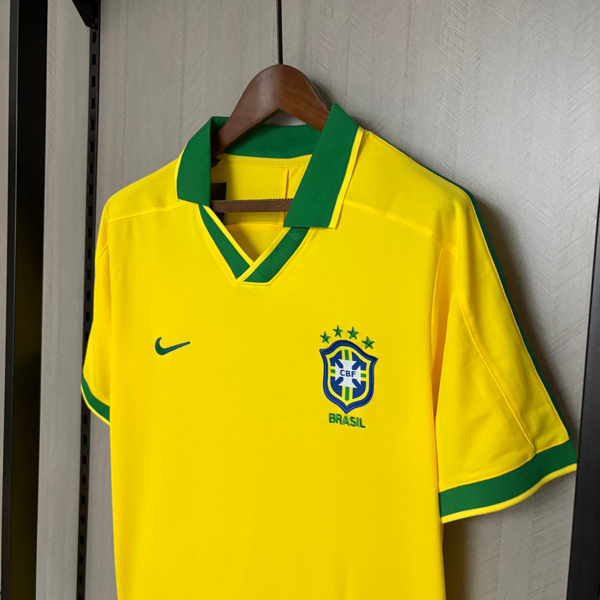 Camisa Retrô da Seleção Brasileira Home 1997 Torcedor